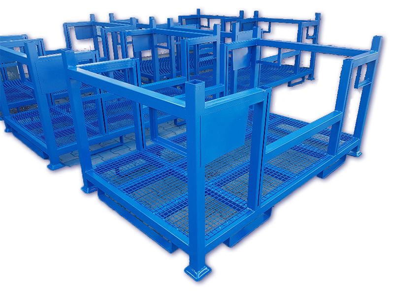 Rungenpalette mit Gitterboden, Blechschild und Einfahrschlaufen